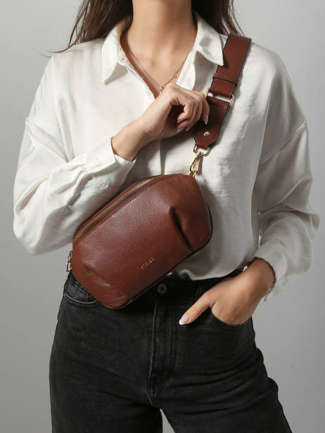 Sac Banane M Tradition Cuir Etrier Marron tradition ETRA022M vue secondaire 1